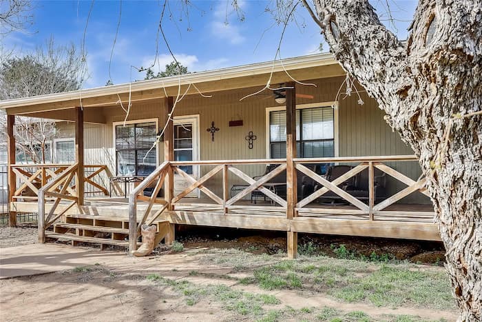 We Buy Ugly Houses Lago Vista, TX For Cash.